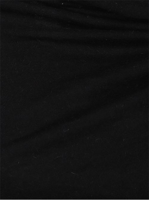 Top nero di RICK OWENS caratterizzato da maniche asimmetriche e tessuto arricciato su una spalla. RICK OWENS | RP02E4110JR09
